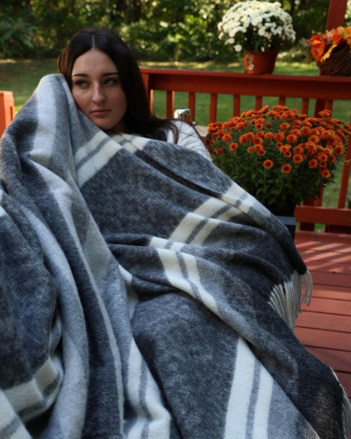 Stone Charcoal alpaca wool throw