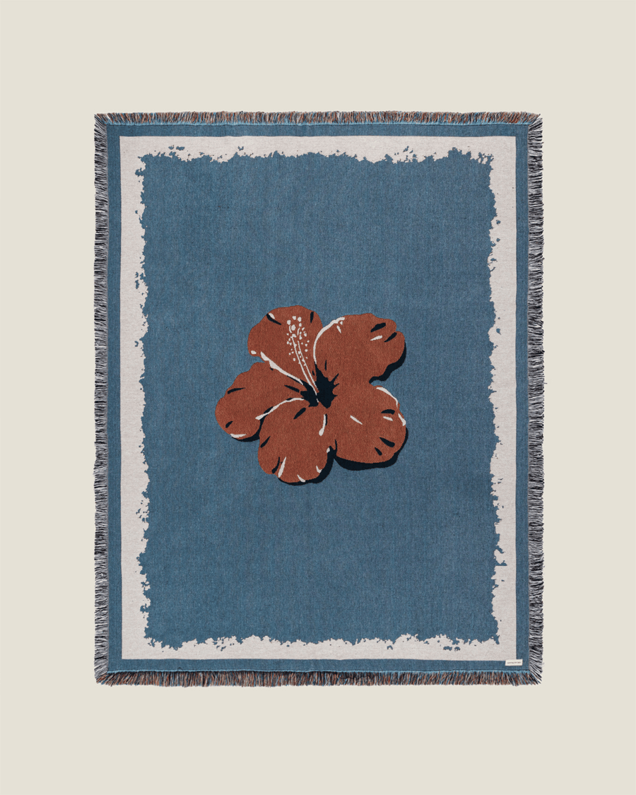 Hibiscus Sky blanket