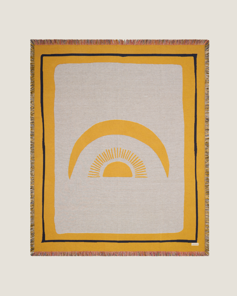 Luna Gold blanket