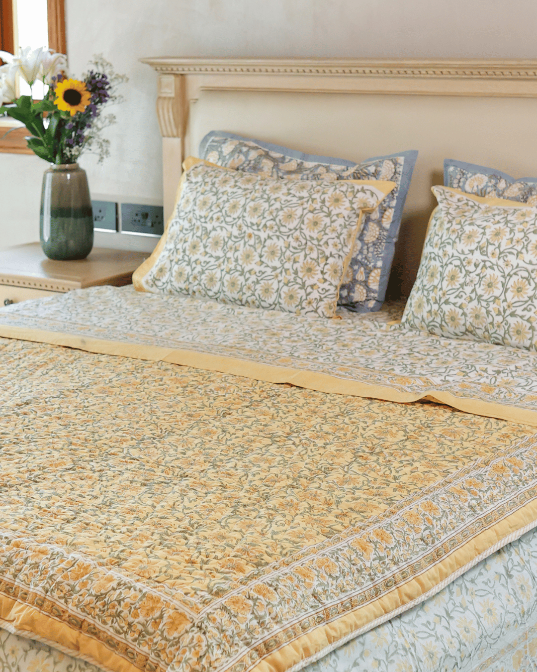 Vintage Garden Jaipur Quilt+Sham Cover Set