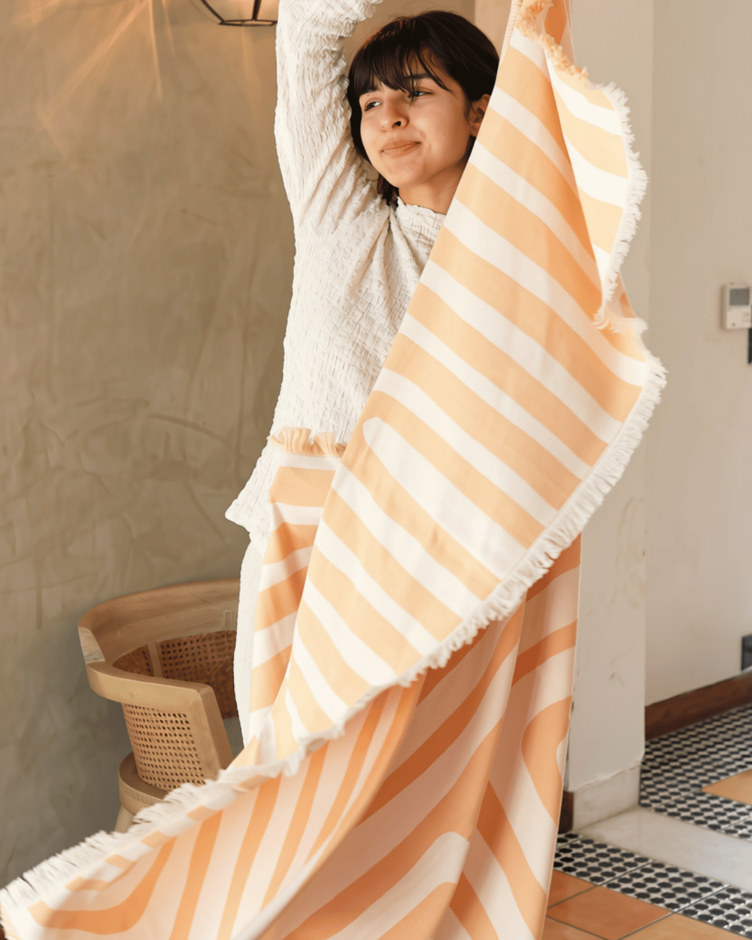Whisperwind Bamboo Cotton Throw Contour Desert