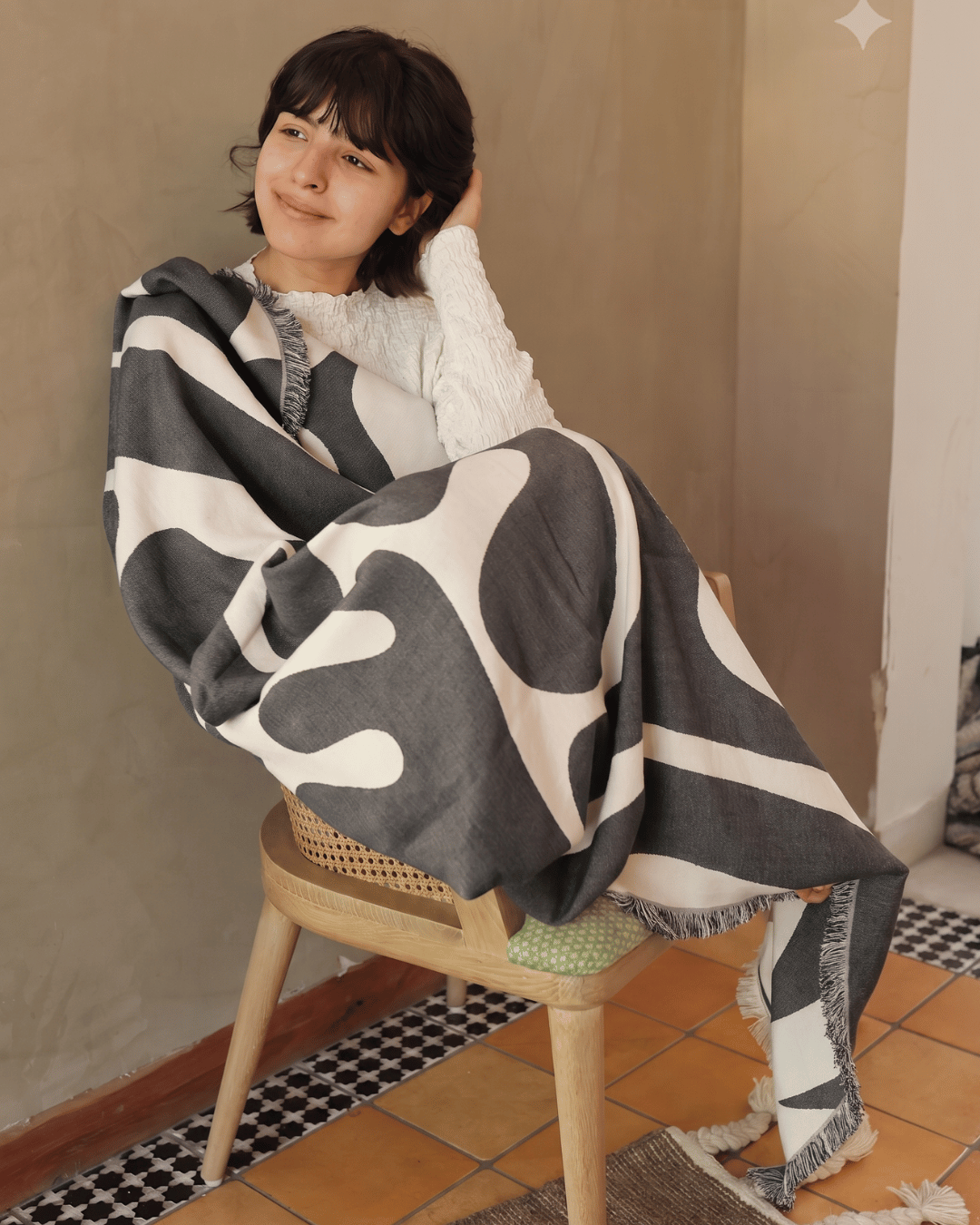 Whisperwind Bamboo Cotton Throw Wildform Onyx