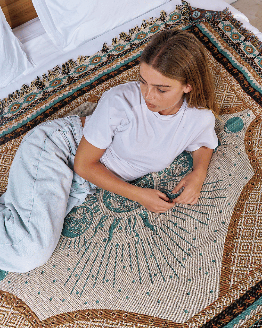 Nyra Indigo blanket