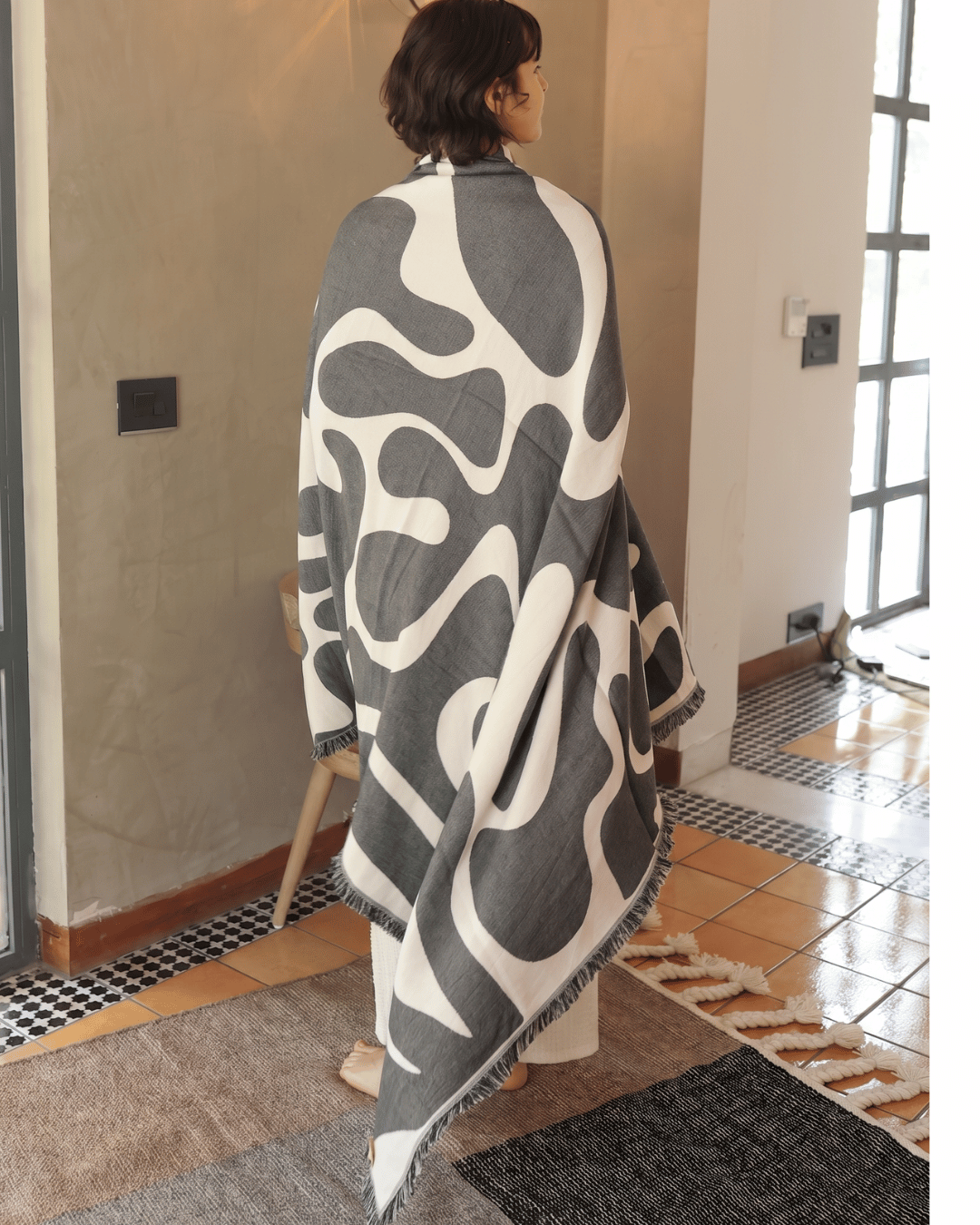 Whisperwind Bamboo Cotton Throw Wildform Onyx