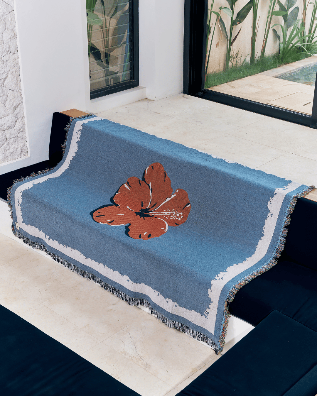 Hibiscus Sky blanket
