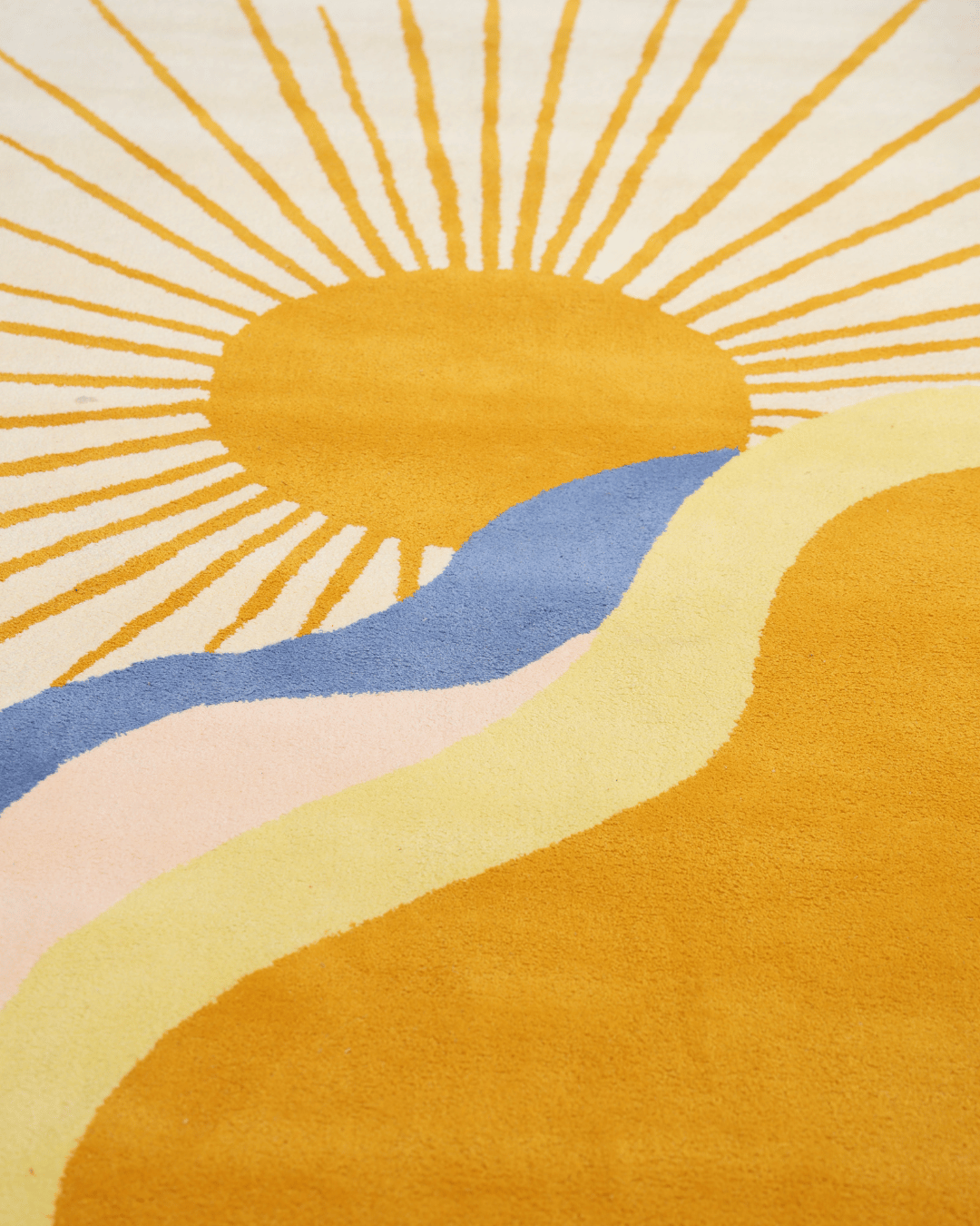 Solara Tufted Rug – Daybreak Horizon