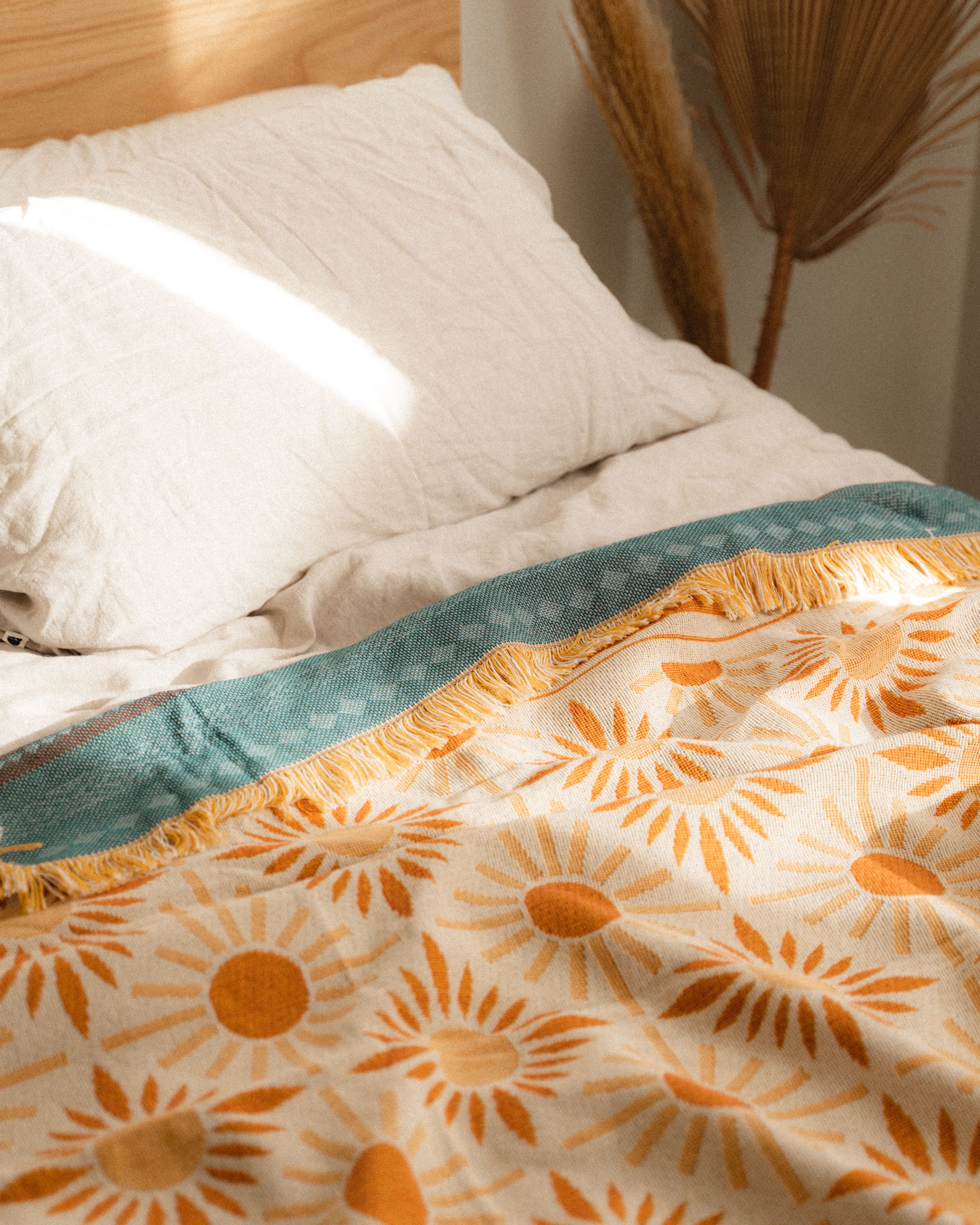 SUNFLOWER THROW