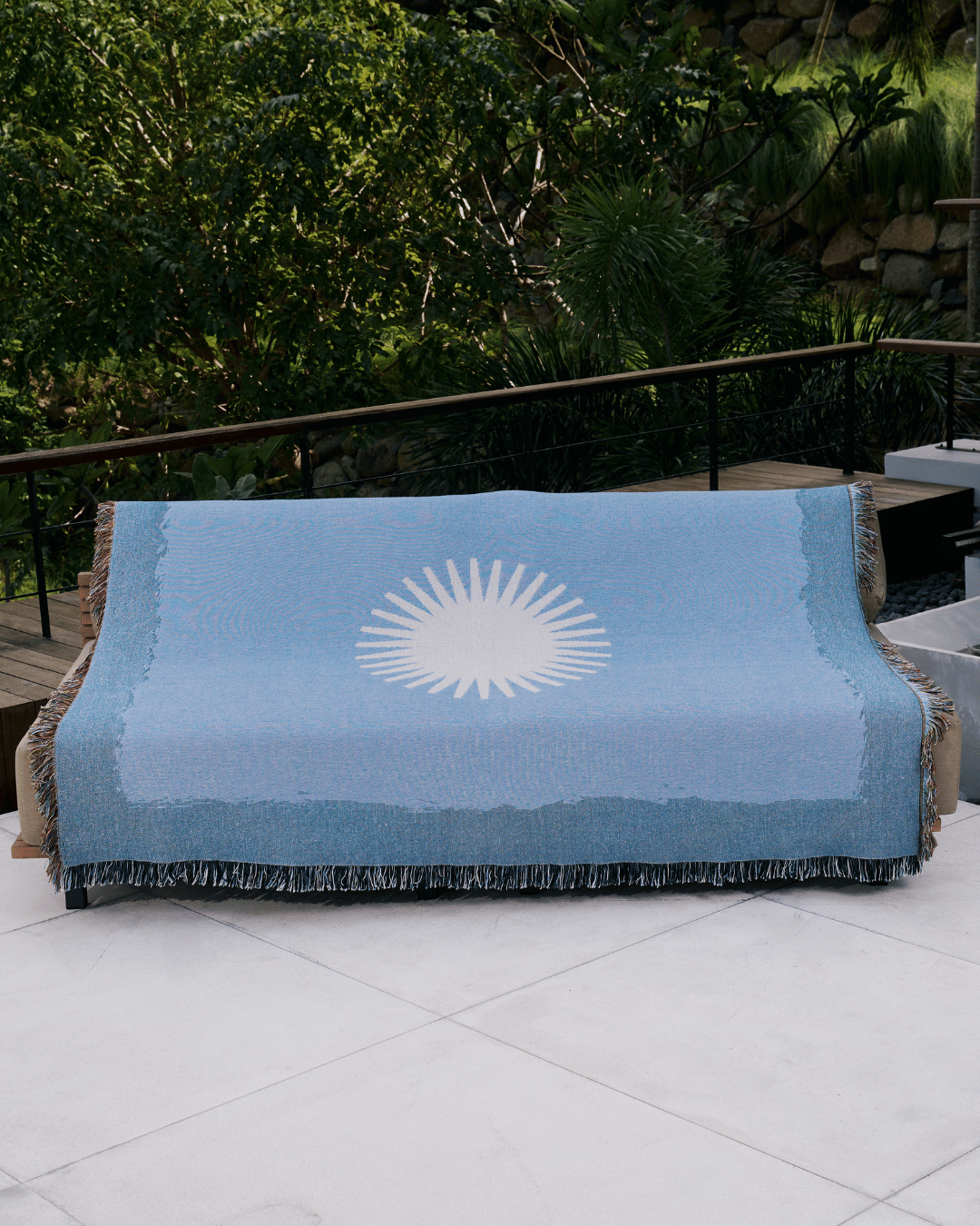 Dawn Sapphire blanket