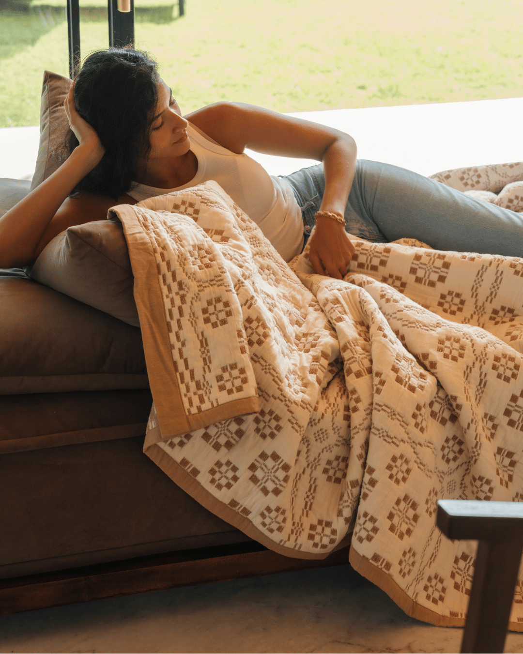 Terra Versatile Quilt Sandstone