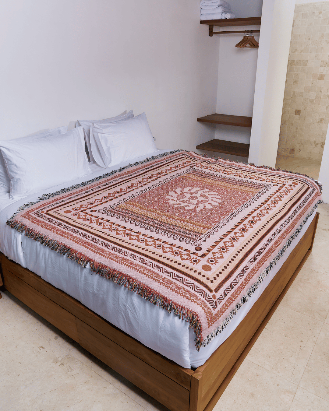 Aura Terracotta blanket