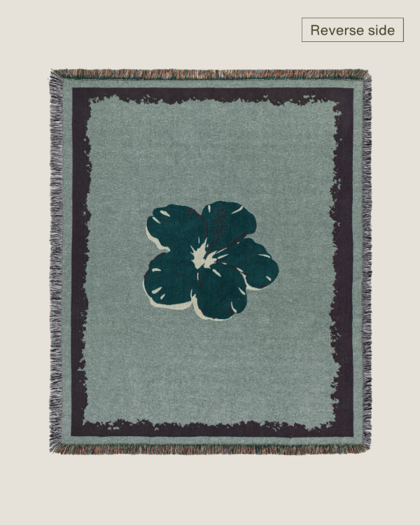 Hibiscus Clay blanket