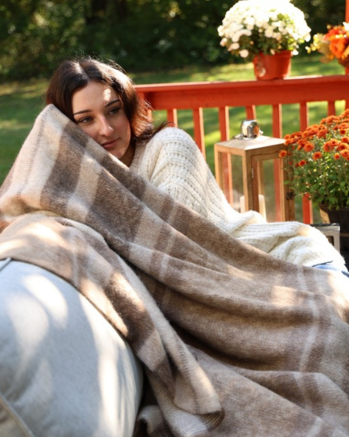 Taupe Natural alpaca wool throw