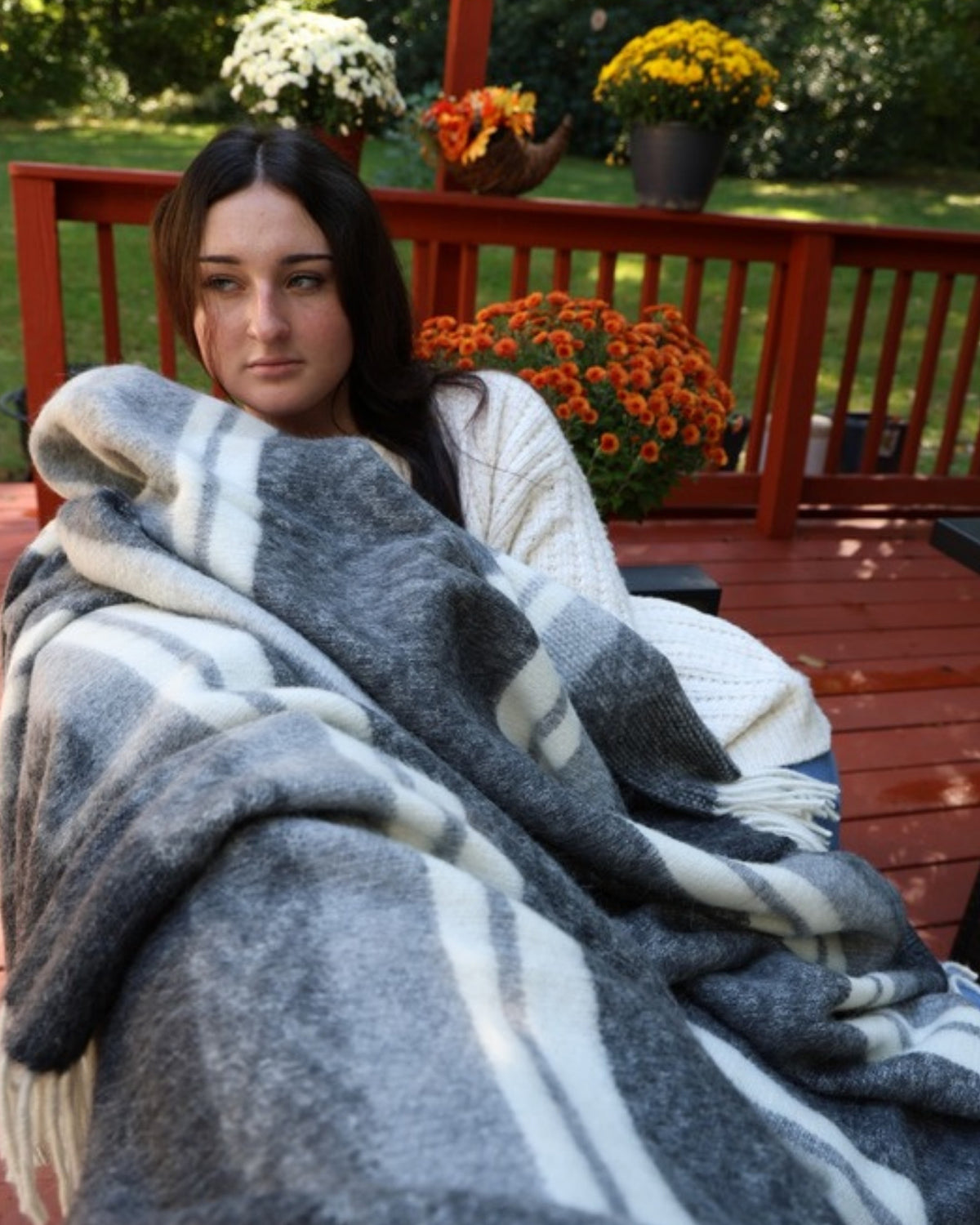 Stone Charcoal alpaca wool throw