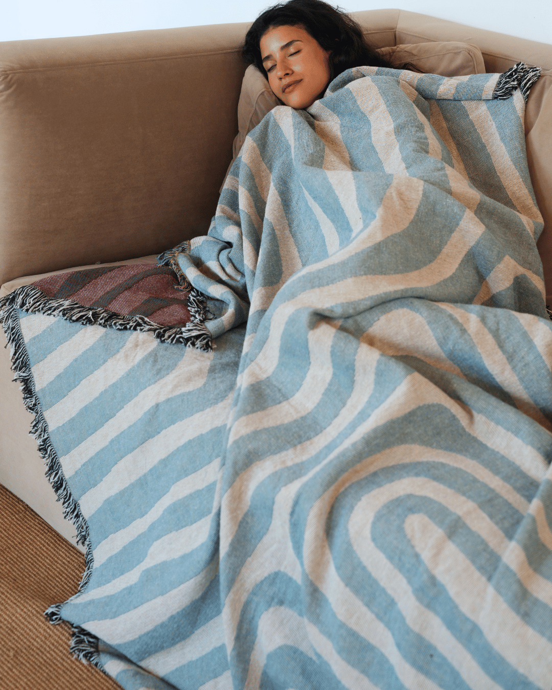 Contour Sky blanket
