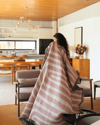 Contour Blush blanket