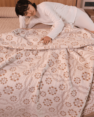 Terra Versatile Quilt Sandstone