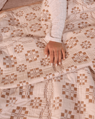 Terra Versatile Quilt Sandstone