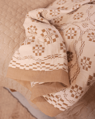 Terra Versatile Quilt Sandstone