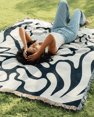 Wildform Onyx blanket