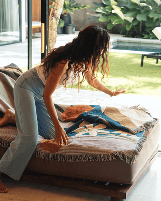Lagoon Meadow blanket