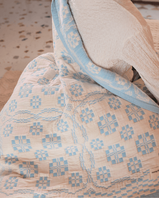 Terra Versatile Quilt Skywash