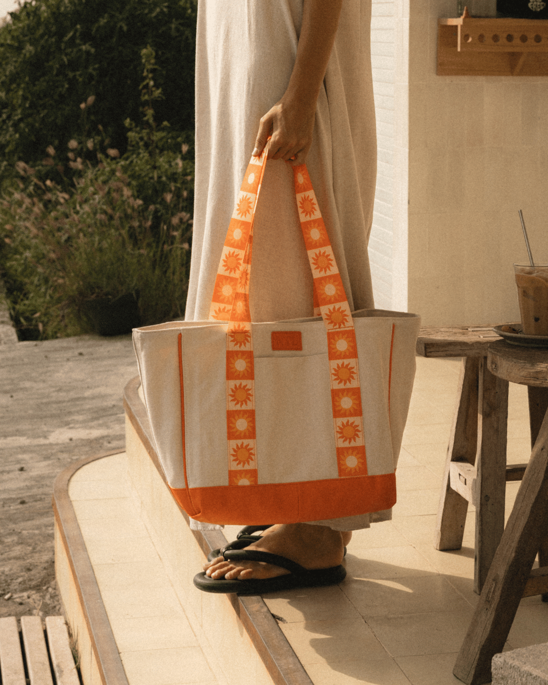 SUNSET TOTE