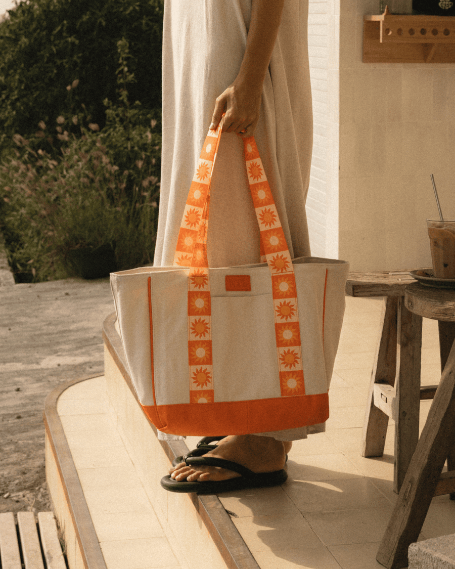 SUNSET TOTE