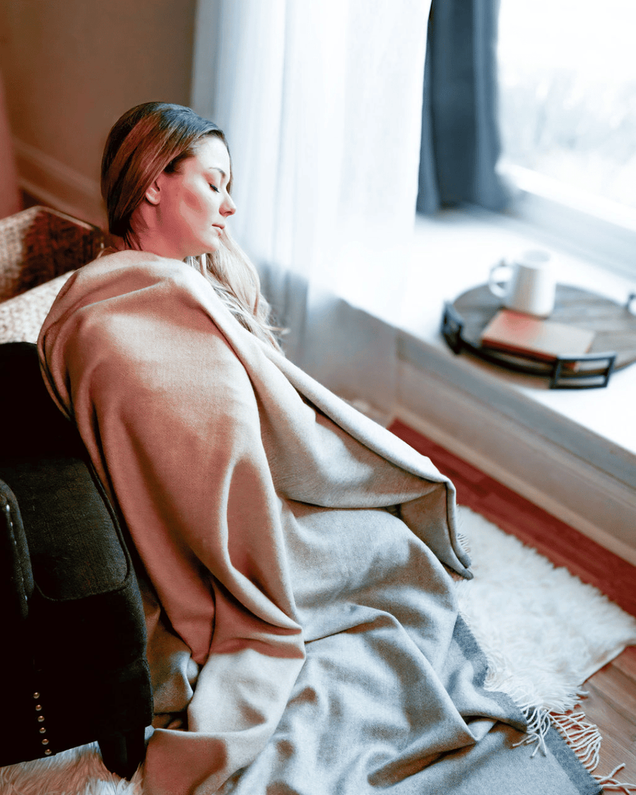 100% Baby Alpaca Wool Undyed Ombre Silver Dune blanket