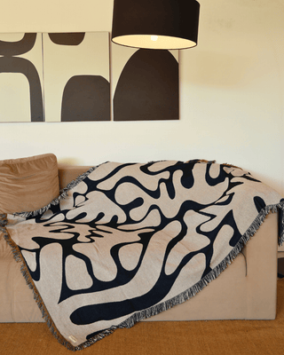 Wildform Onyx blanket