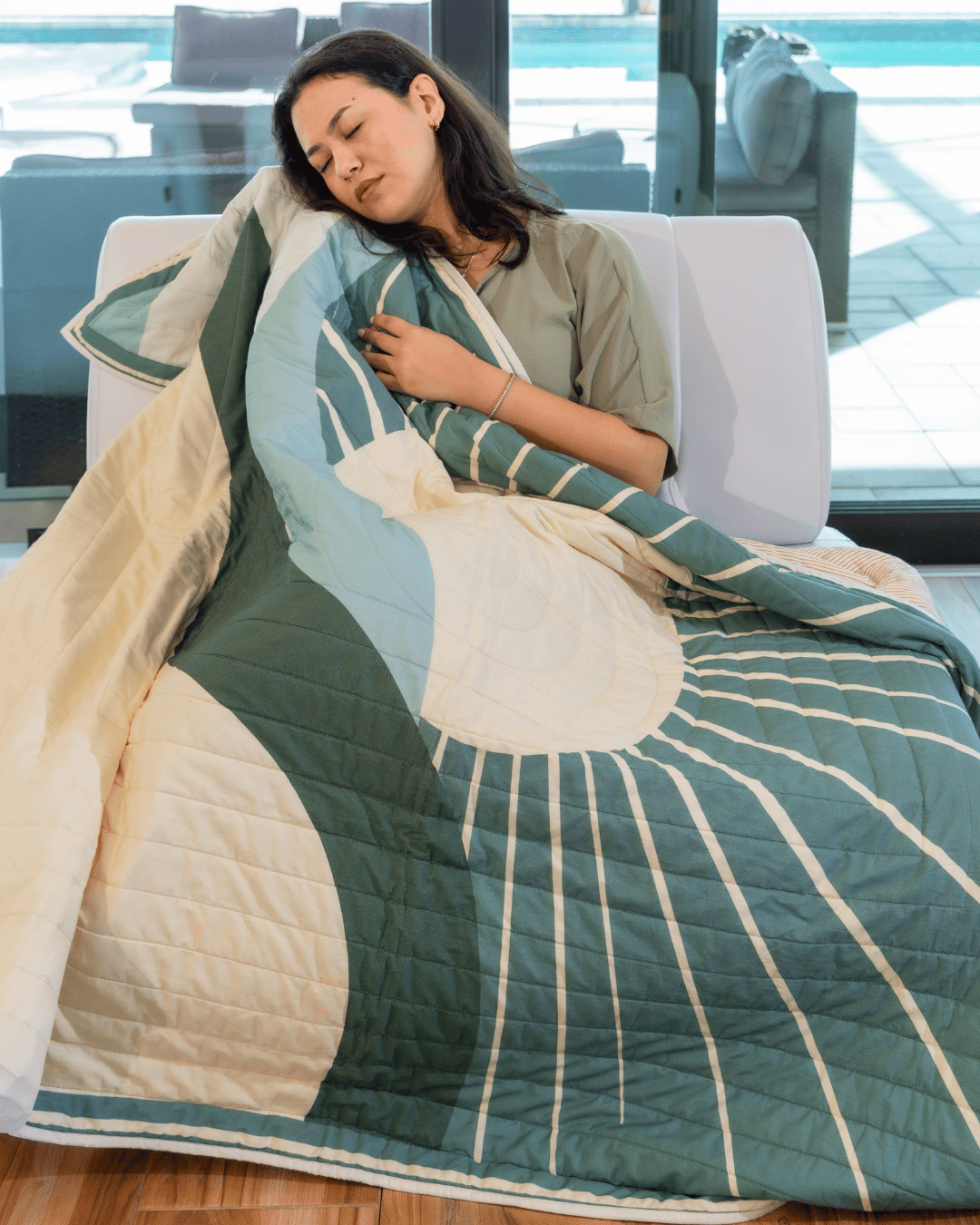 Solara Versatile Quilted Blanket - Sage Horizon