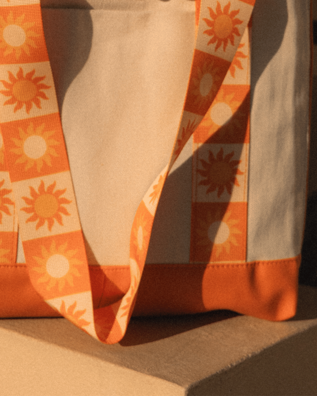 SUNSET TOTE