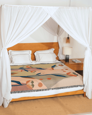 Blushwood Vine blanket