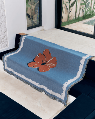 Hibiscus Sky blanket