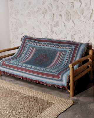 Aura Earth blanket