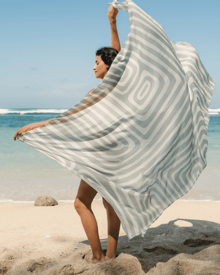 Contour Grove Sarong