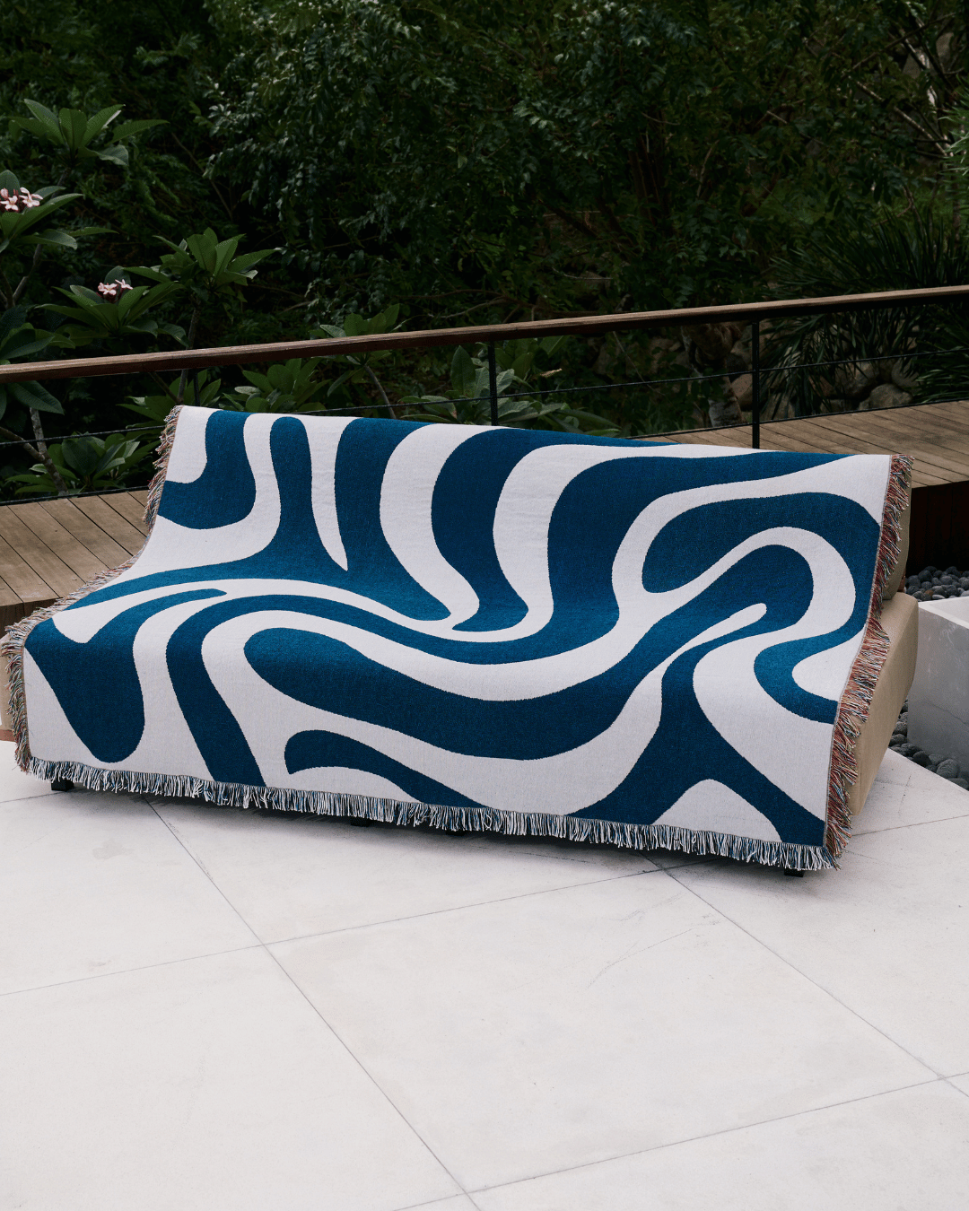 Tide Indigo blanket