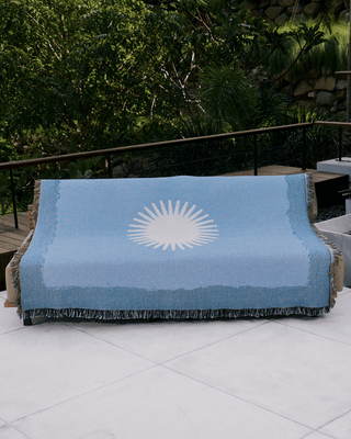 Dawn Sapphire blanket