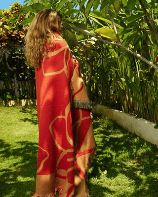 Bloom Red blanket