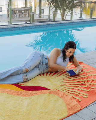 Solara Tufted Throw – Golden Horizon