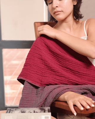 Terraverse Reversible Throw Mulberry Tide