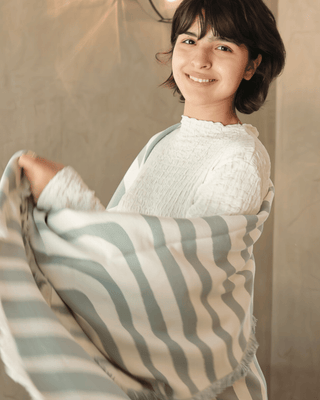 Whisperwind Bamboo Cotton Throw Contour Grove