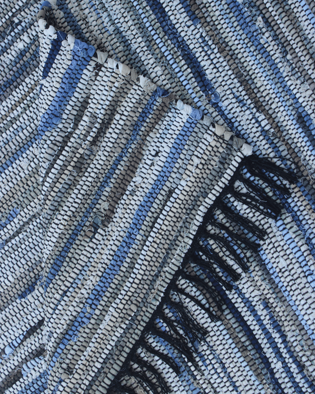 Manteno Indigo Heritage Rug — Handwoven Recycled Denim